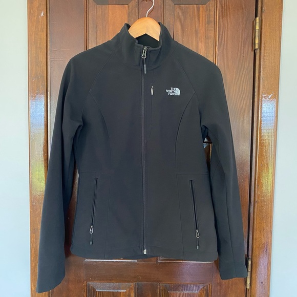The North Face Jackets & Blazers - Used* The North Face Windwall Jacket - read description